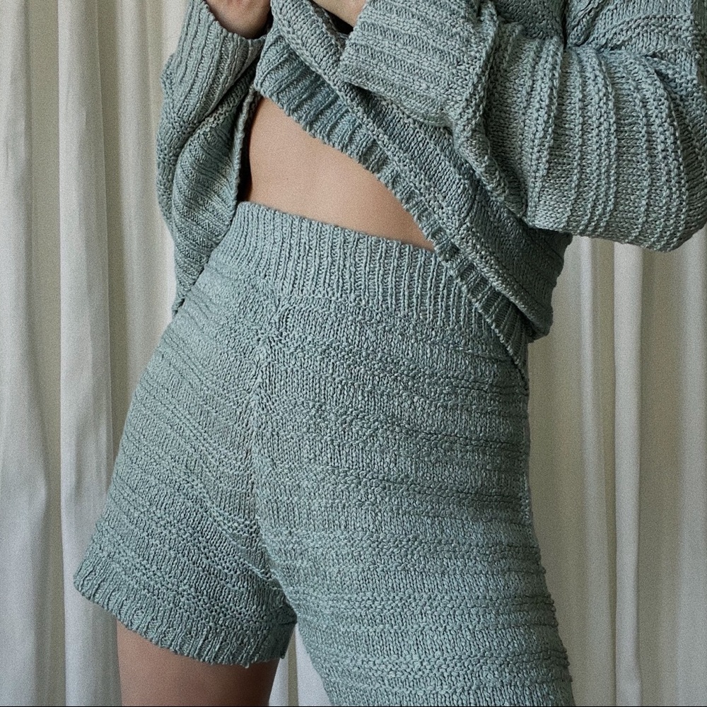 LOUNGE SHORTS SET — In Mint - Picture 7 of 11